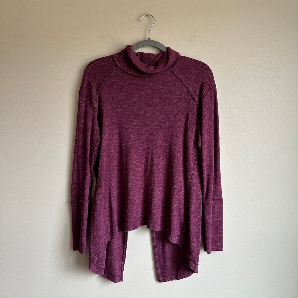 We the Free Magenta Long Sleeve Knit Top L